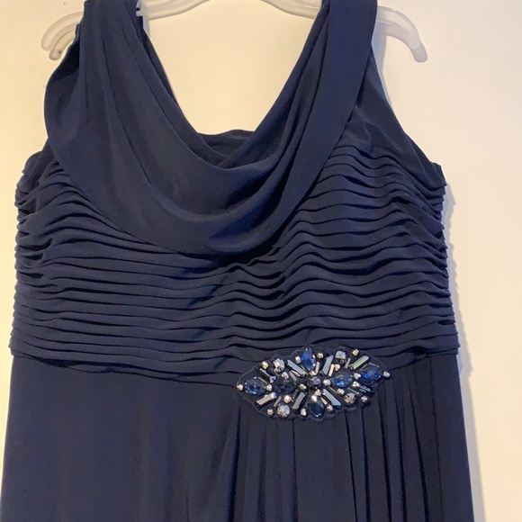 Patria Maxi Cocktail Dress - Picture 3 of 11